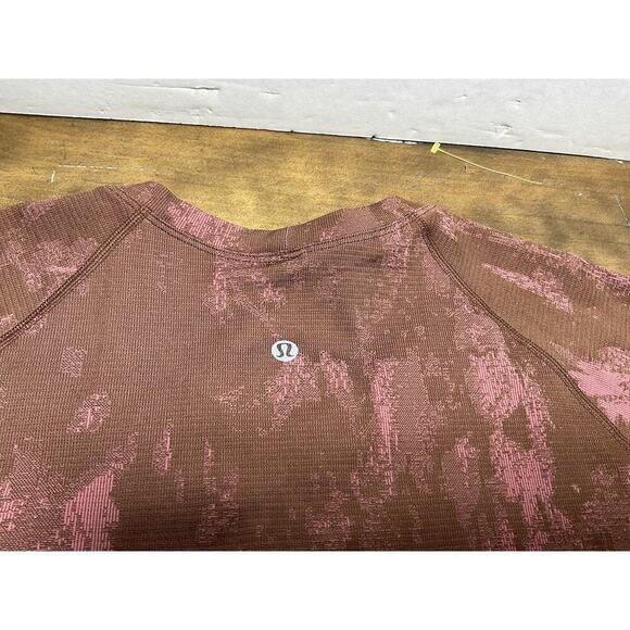 NWT Lululemon Size 14 Swiftly Tech Short Sleeve 2.0 Shirt SWRT/BRRO - Picture 10 of 10